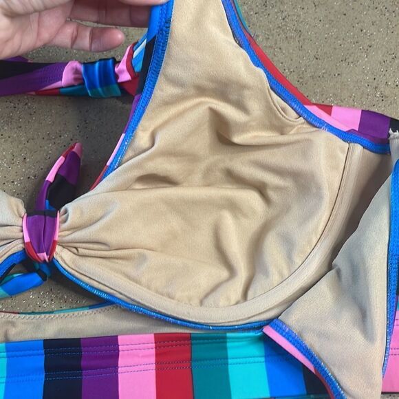 Old Navy striped bikini - Picture 7 of 15